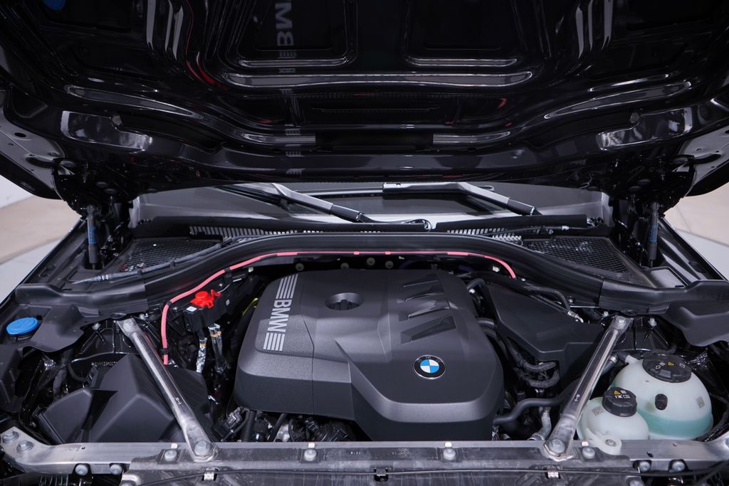 Thumbnail: 2026 BMW X3 - 14