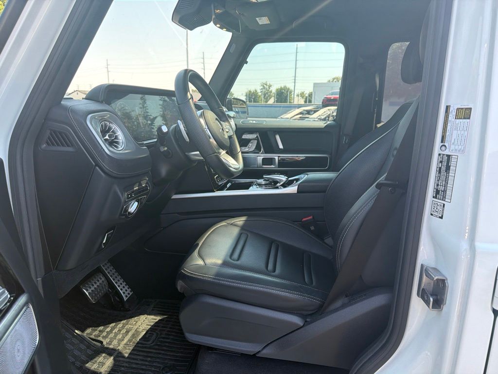Thumbnail: 2023 Mercedes-Benz G-Class - 17