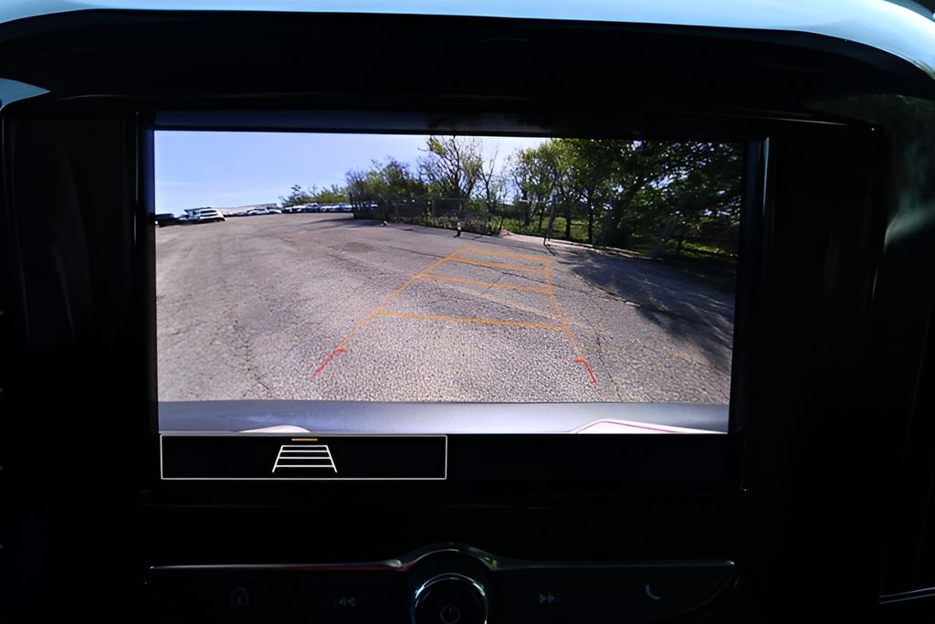 Used Car 2023 Chevrolet Traverse  Lt For Sale Under $30,000 In Austin, Texas