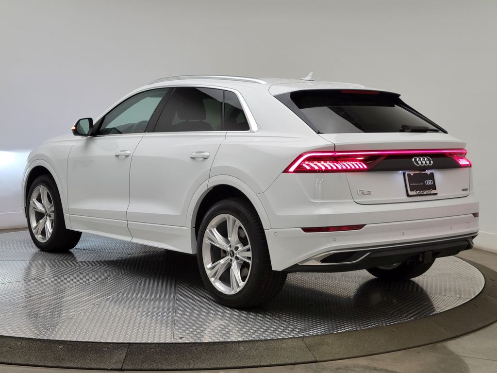 Thumbnail: 2023 Audi Q8 - 4