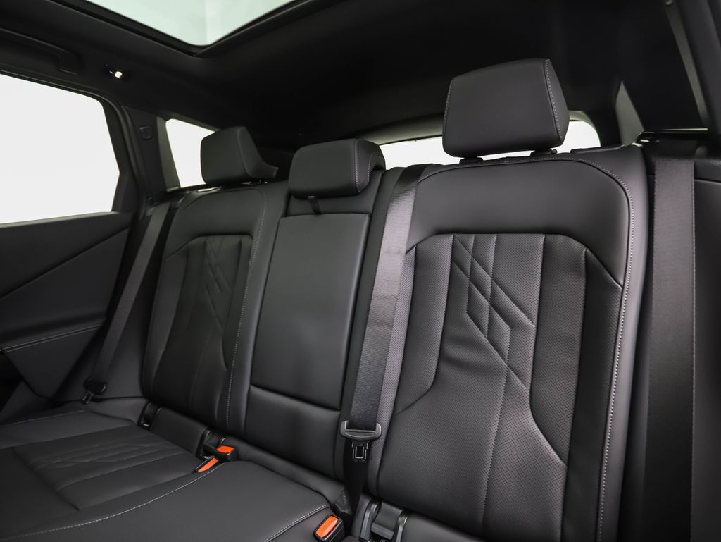 Thumbnail: 2026 BMW X3 - 22