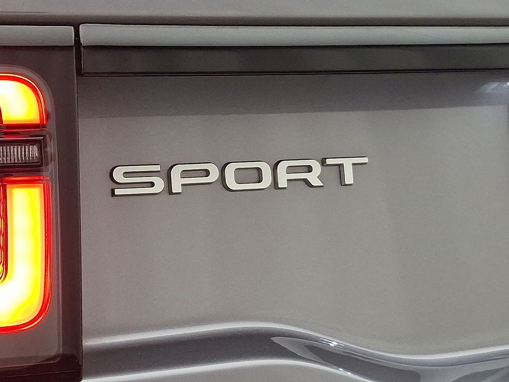 Thumbnail: 2025 Land Rover Discovery Sport - 30