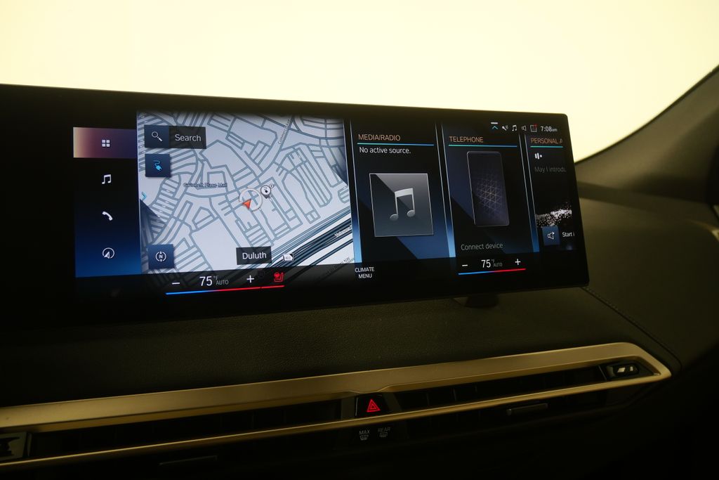 Thumbnail: 2023 BMW iX - 20