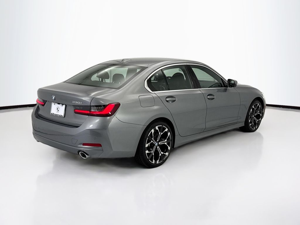 Thumbnail: 2025 BMW 3 Series - 5