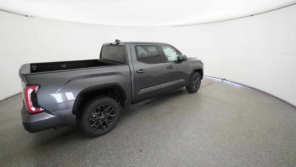 Thumbnail: 2025 Toyota Tundra - 17