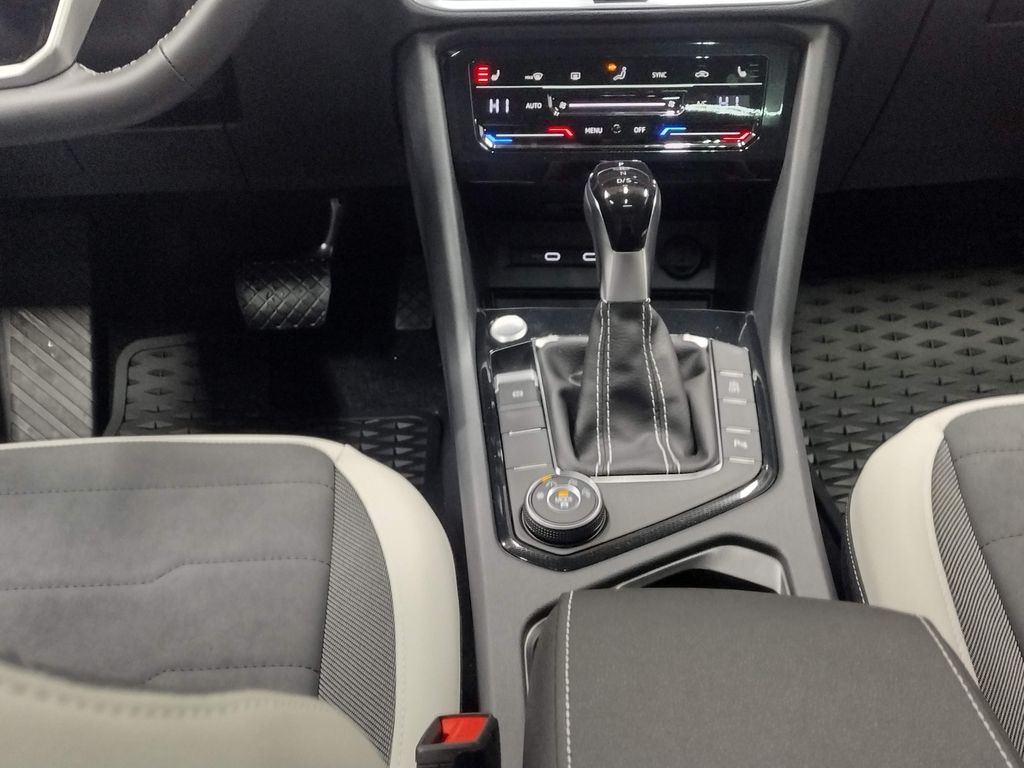 Taos SE 4MOTION