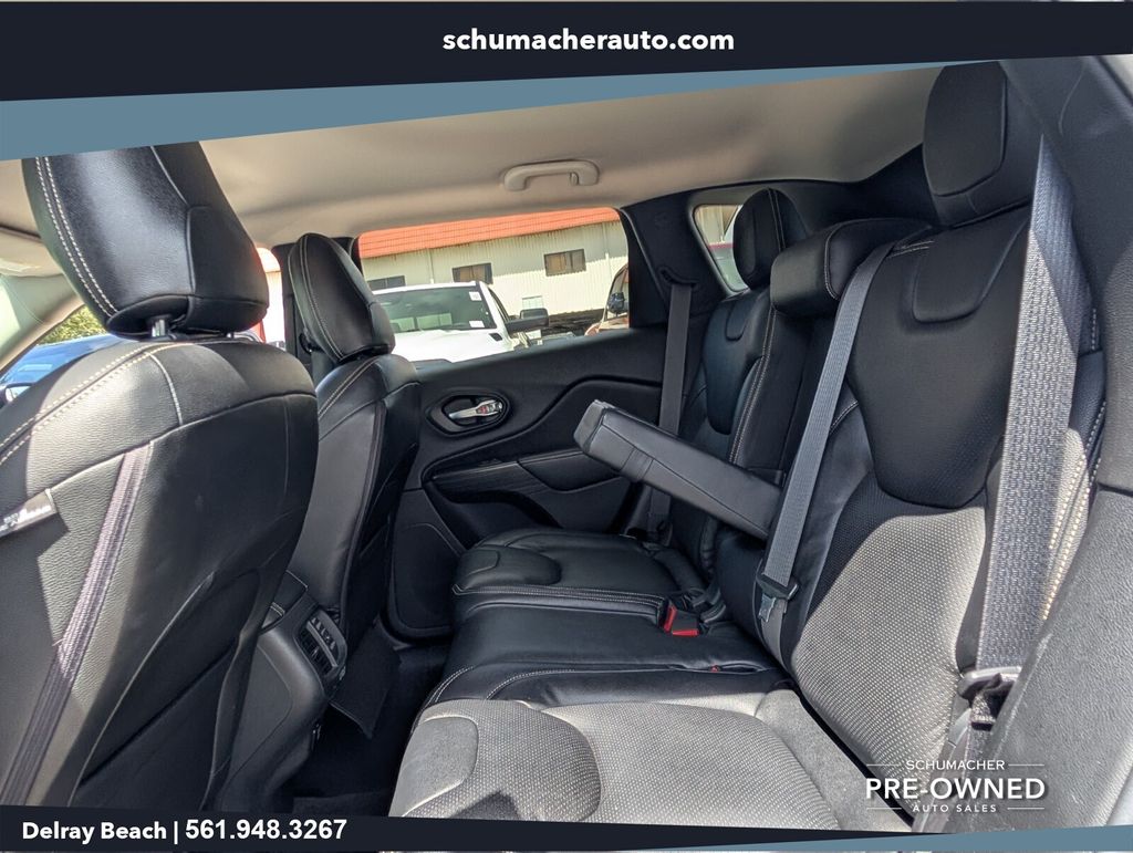 used 2015 Jeep Cherokee car, priced at $12,598