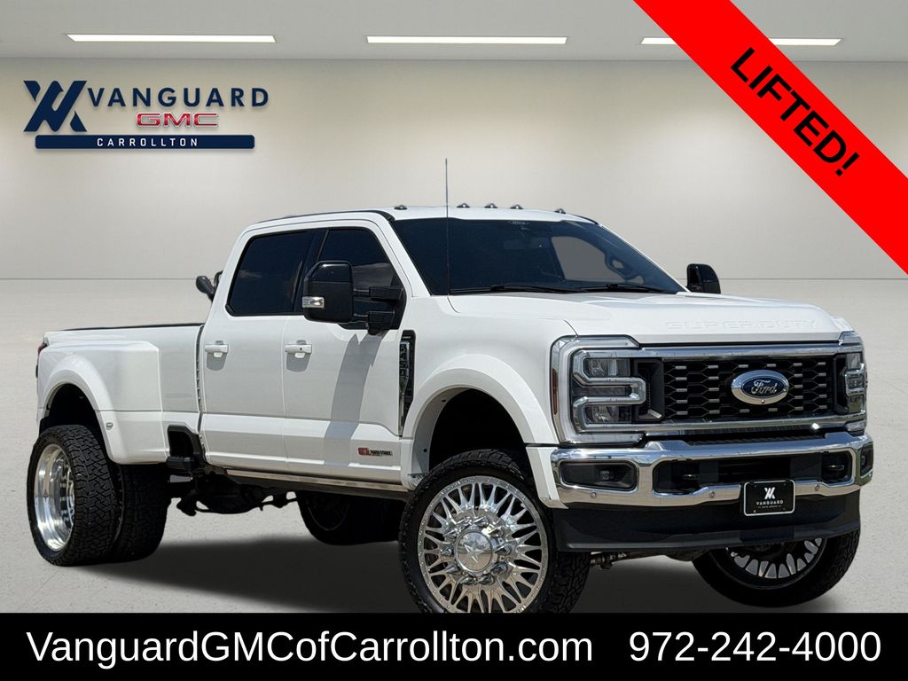 White Metallic 2024 Ford F-450 Super Duty Pickup Truck Four-Wheel Drive Automatic