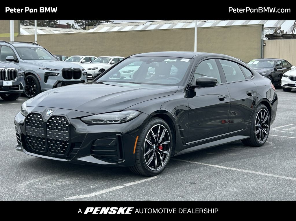 Thumbnail: 2023 BMW 4 Series - 1