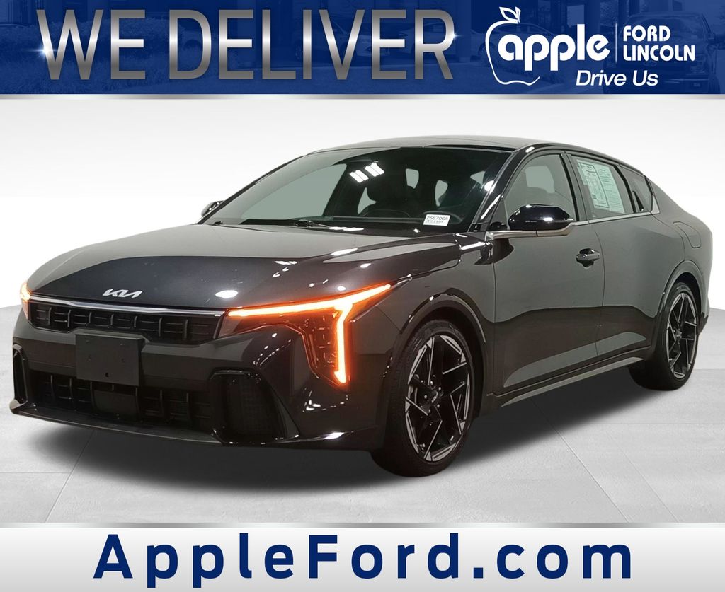 2025 Kia K4 GT-Line