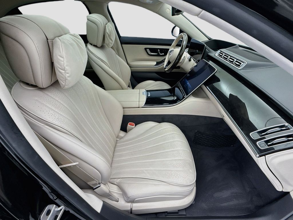 Thumbnail: 2023 Mercedes-Benz S-Class - 19
