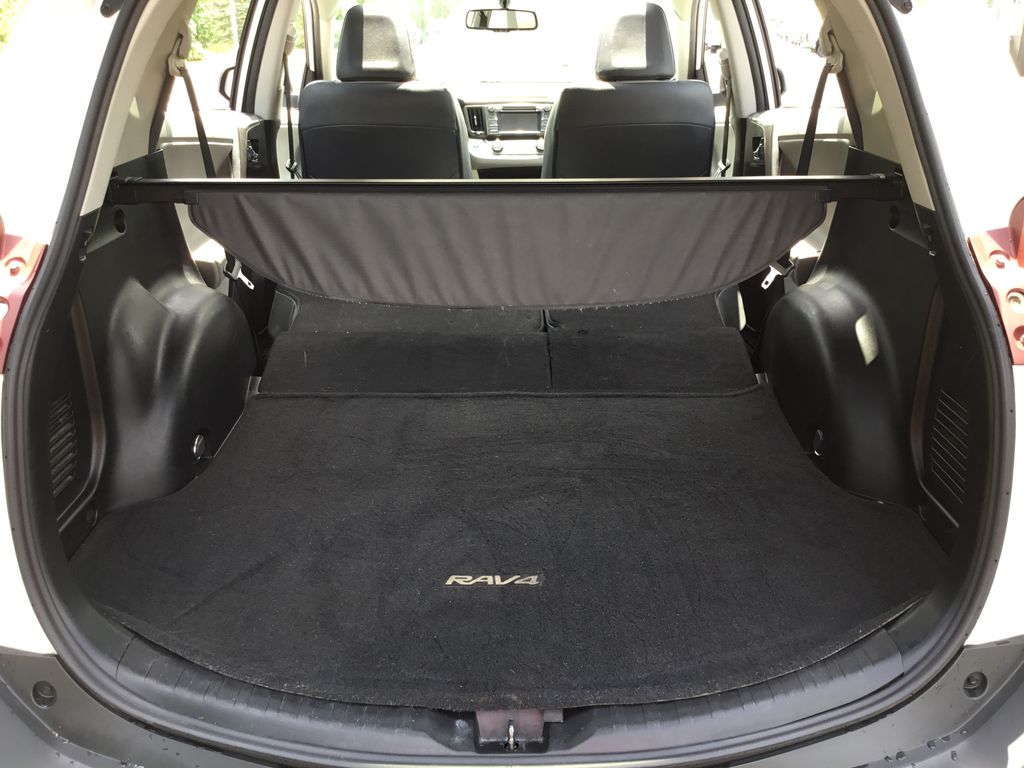 Thumbnail: 2013 Toyota RAV4 - 14