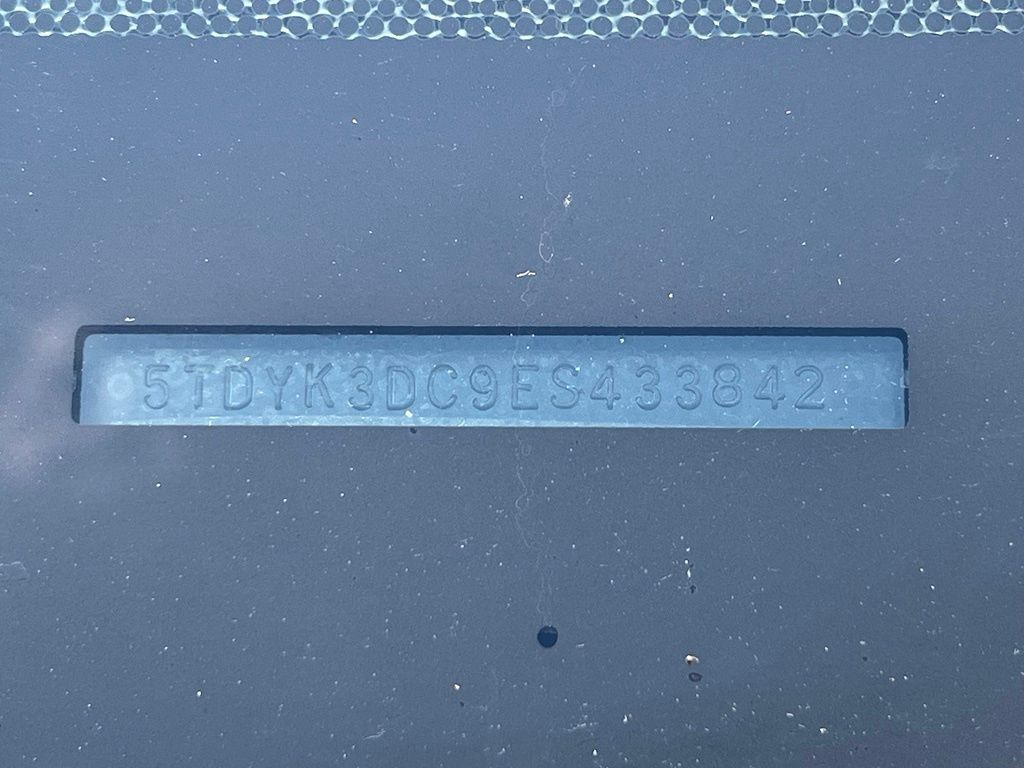 Used 2014 Toyota Sienna Van