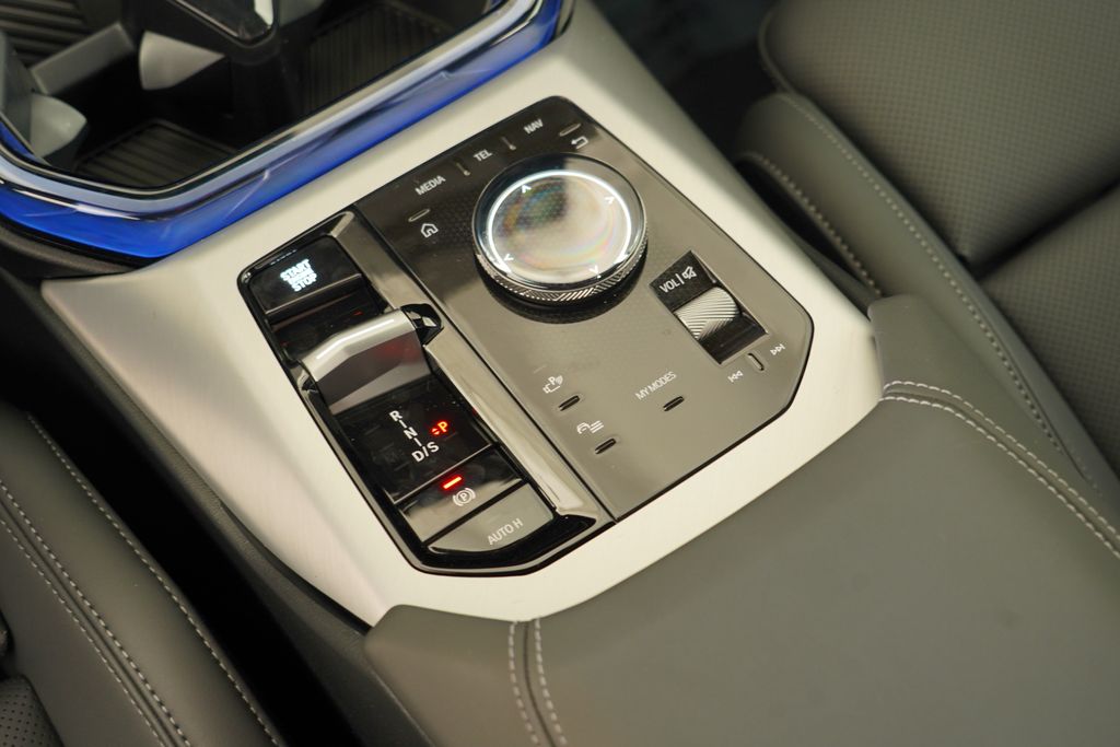 Thumbnail: 2026 BMW X3 - 18