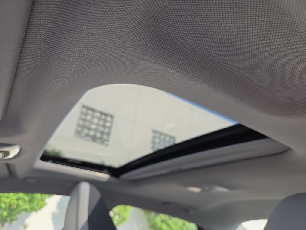 Thumbnail: 2025 Hyundai Elantra - 11