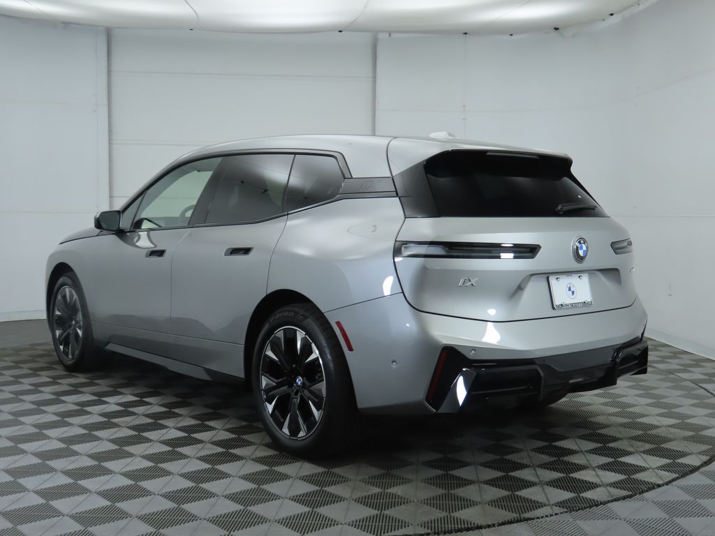 Thumbnail: 2026 BMW iX - 7