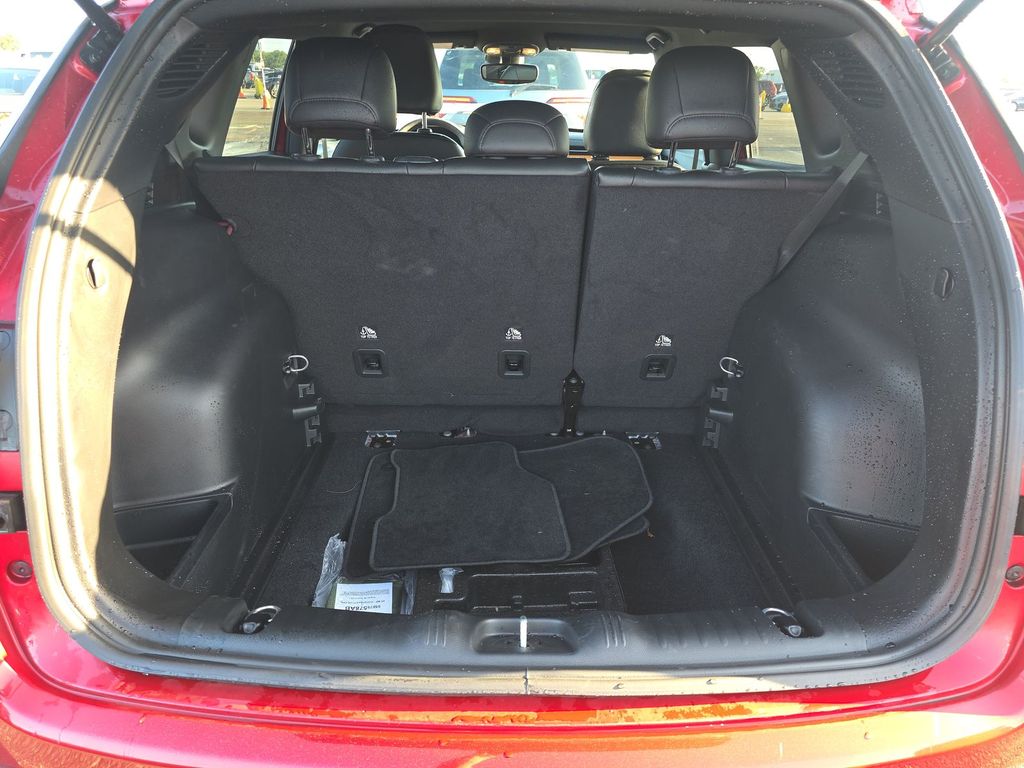 2025 Red Hot Pearlcoat Jeep Compass Limited 4X4 SUV