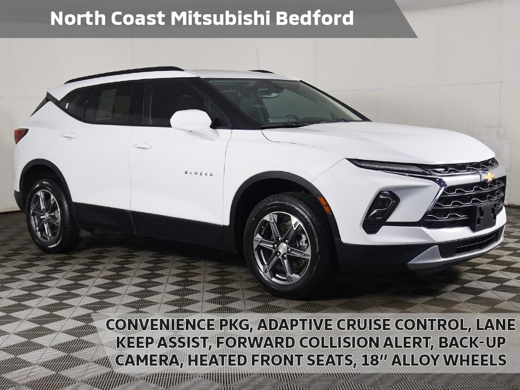 Summit White 2024 Chevrolet Blazer 2LT FWD SUV / Crossover Front-Wheel Drive 9-Speed Automatic Overdrive