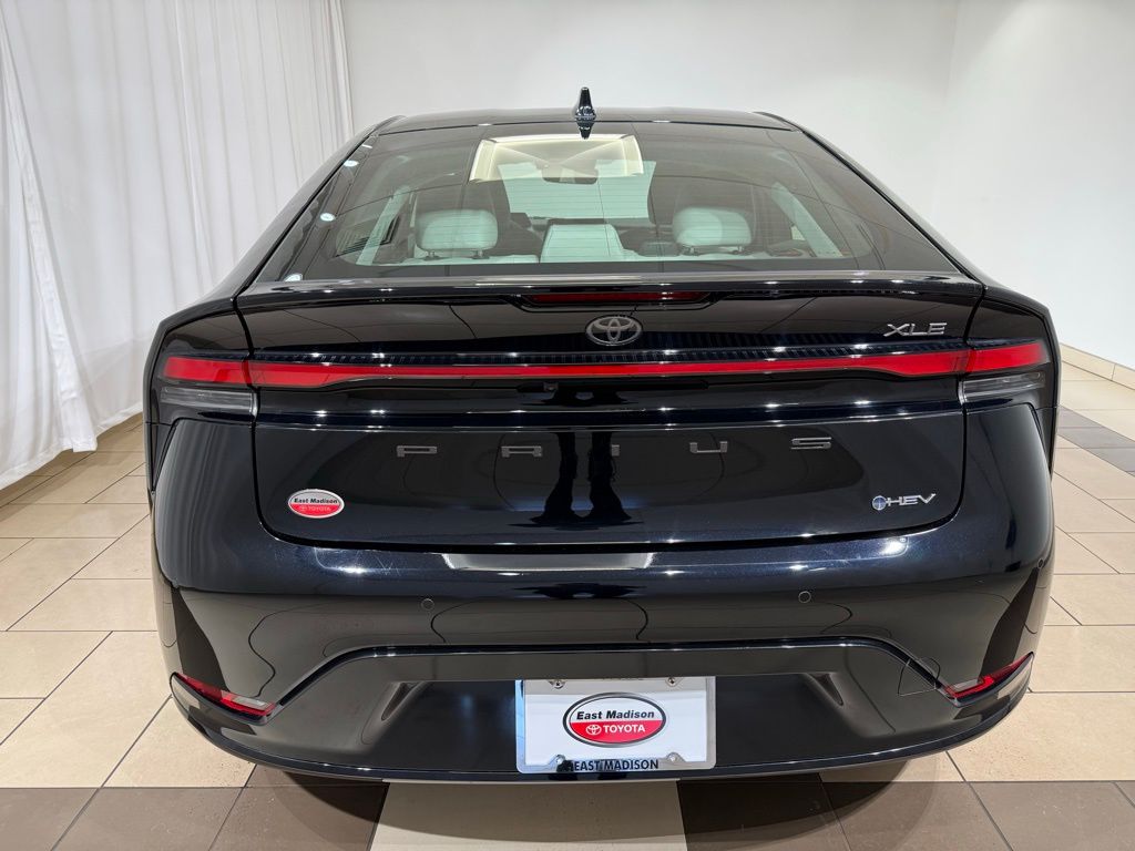 Thumbnail: 2024 Toyota Prius - 4