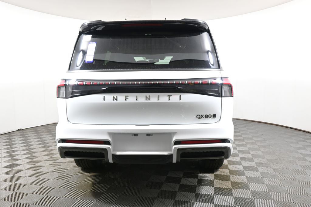 Thumbnail: 2026 INFINITI QX80 - 6