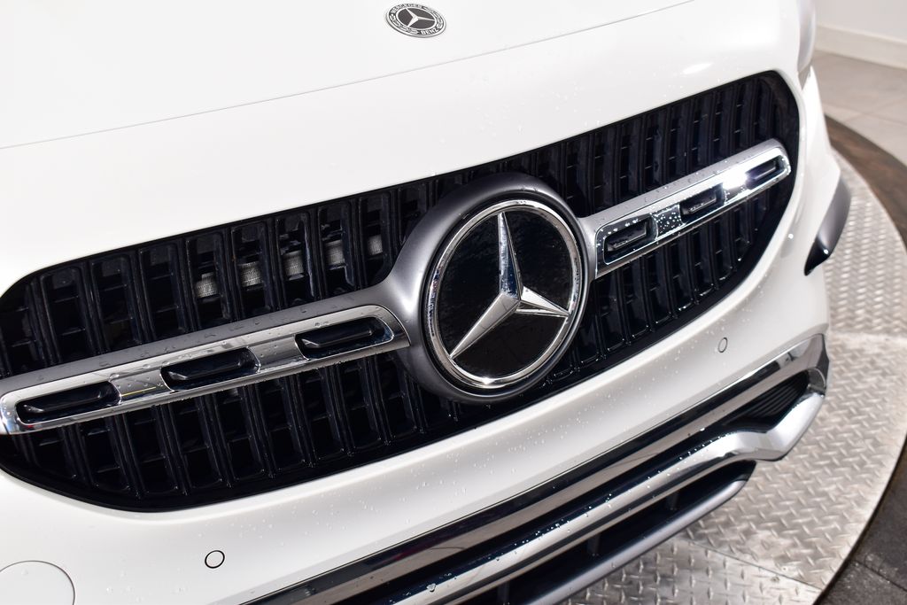 Thumbnail: 2026 Mercedes-Benz GLA - 9