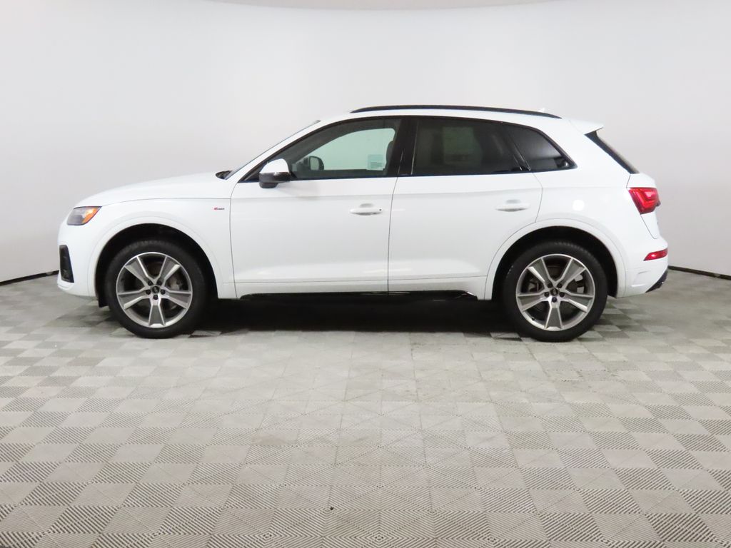 Thumbnail: 2025 Audi Q5 - 2