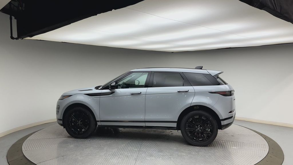 Thumbnail: 2026 Land Rover Range Rover Evoque - 5