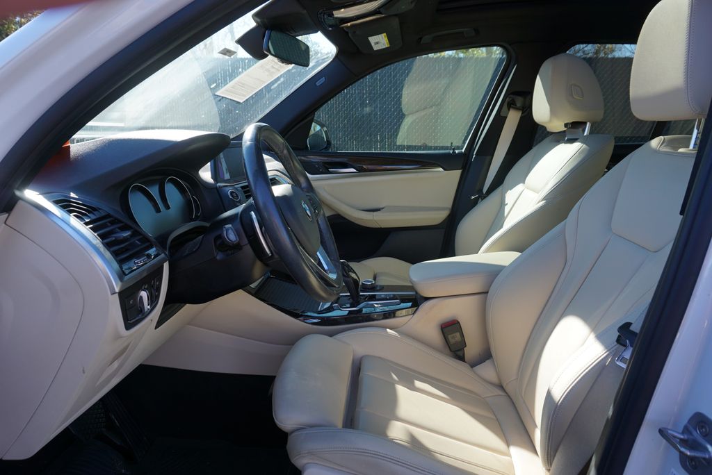 Thumbnail: 2019 BMW X3 - 9