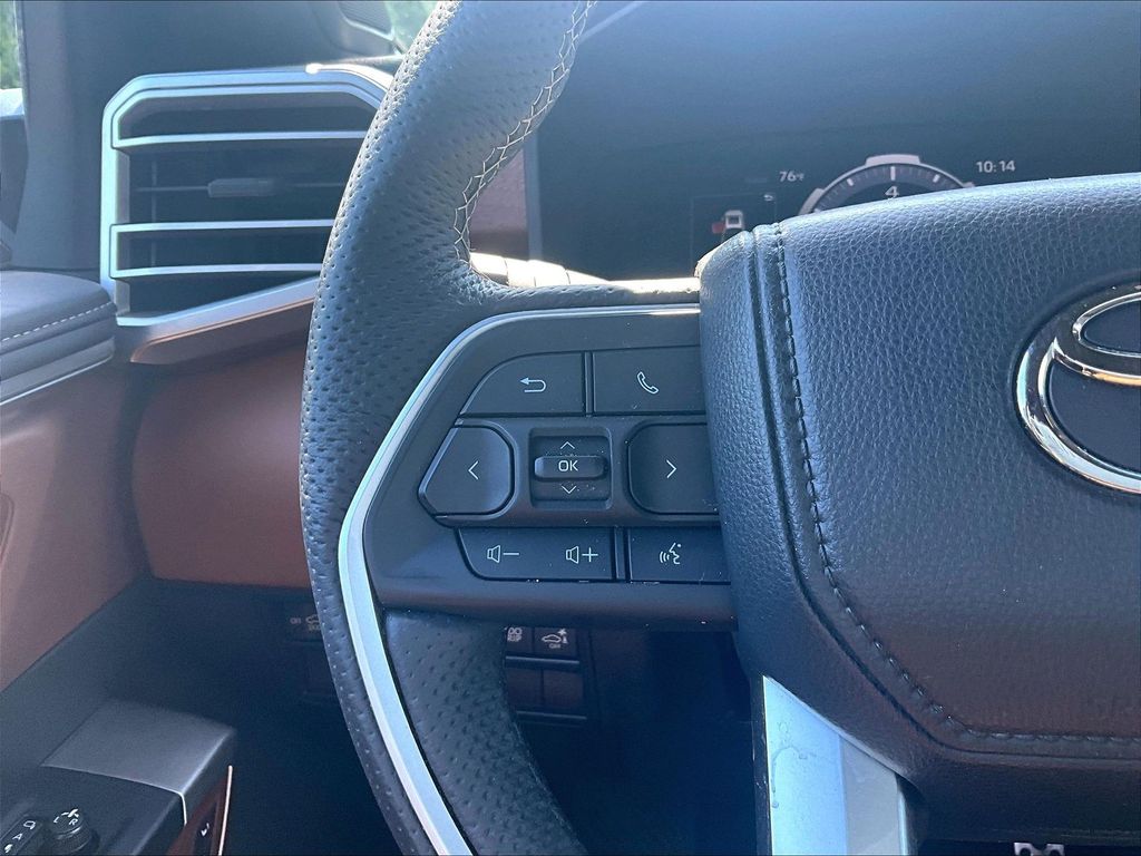 2025 Toyota Tundra — photo 23