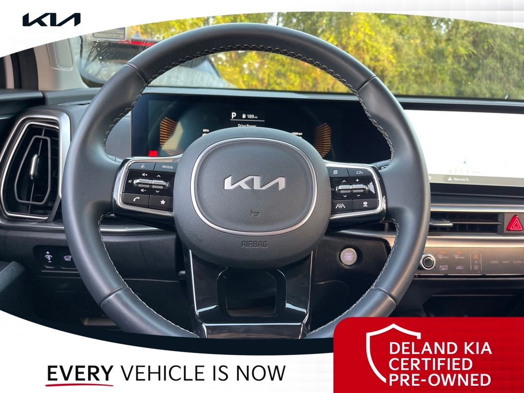 Used 2025 Kia Sorento SUV