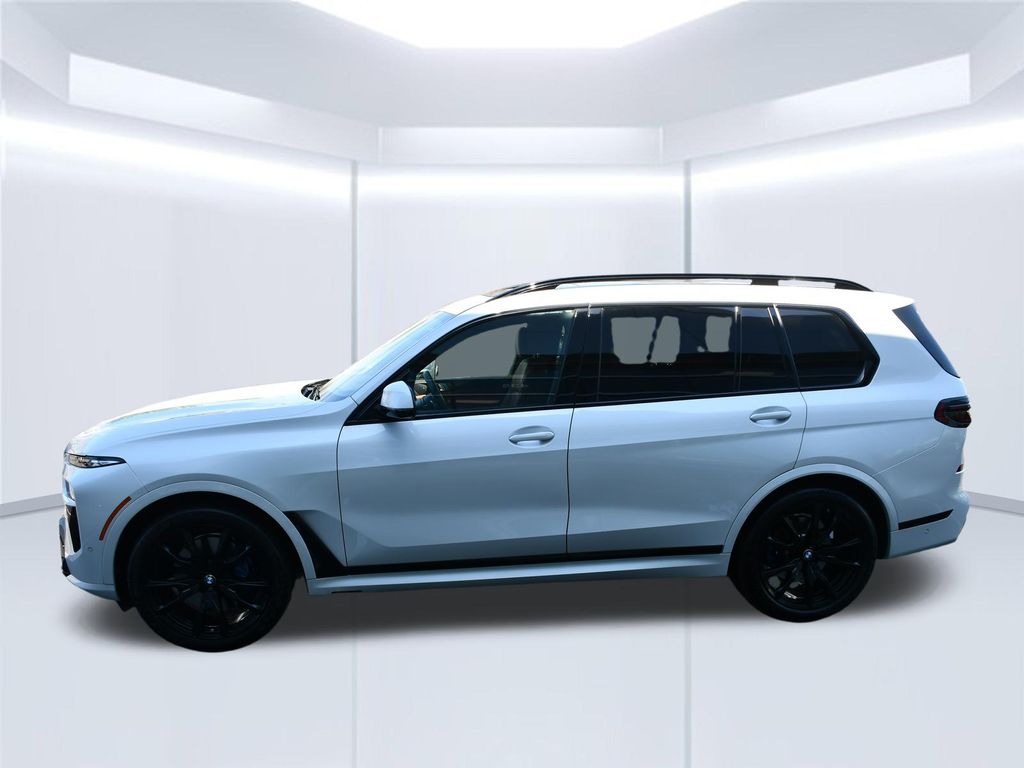 Thumbnail: 2025 BMW X7 - 2