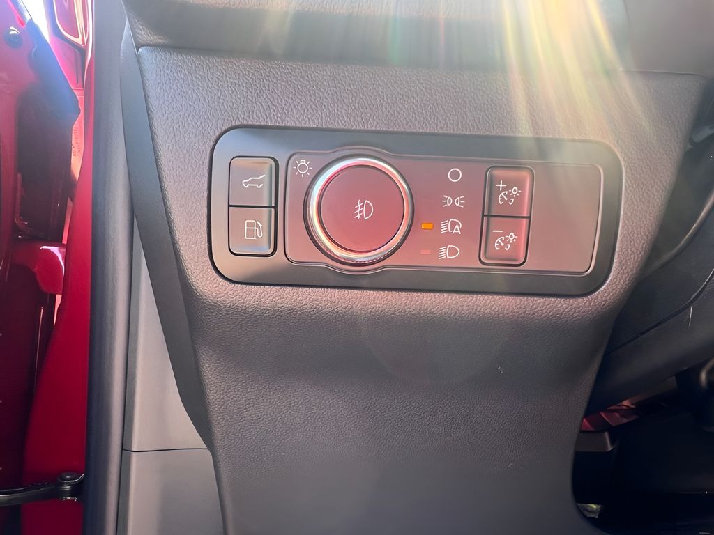 2025 Ford Escape Hybrid