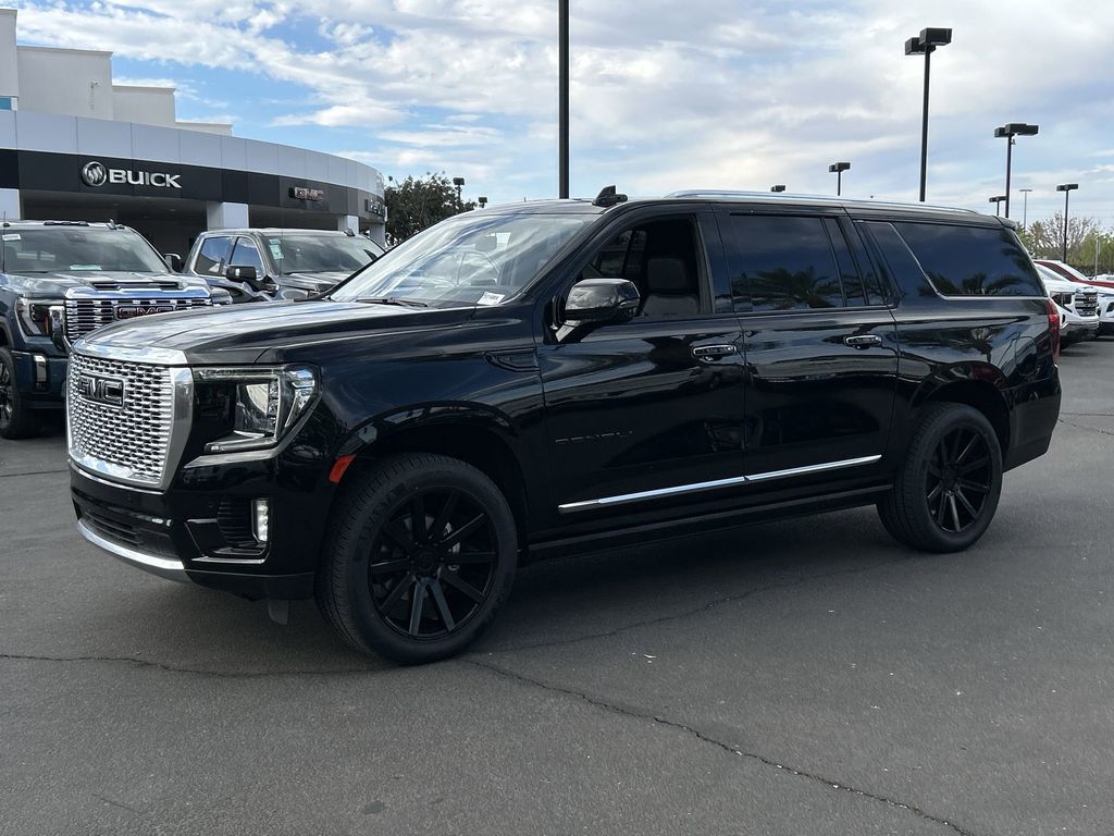 Onyx Black 2023 GMC Yukon XL Denali 4WD SUV / Crossover Four-Wheel Drive