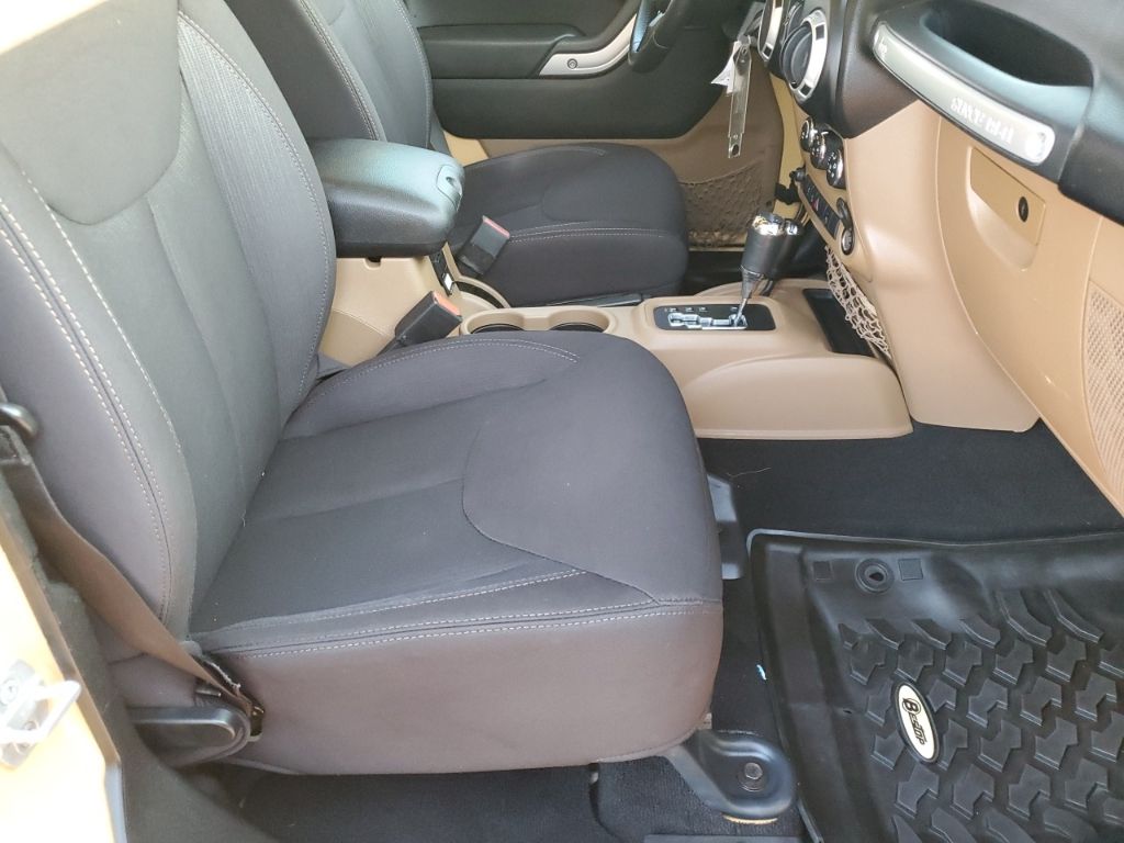 Used Car 2013 Jeep Wrangler  Unlimited Sahara For Sale In Austin, Texas