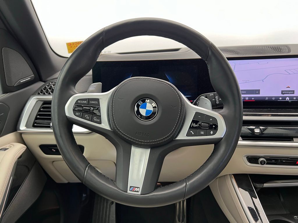 Thumbnail: 2025 BMW X5 - 17