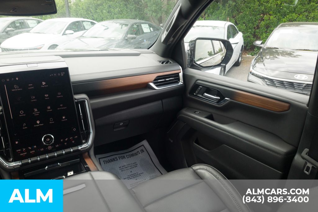 Used 2025 Onyx Black GMC Denali image 20