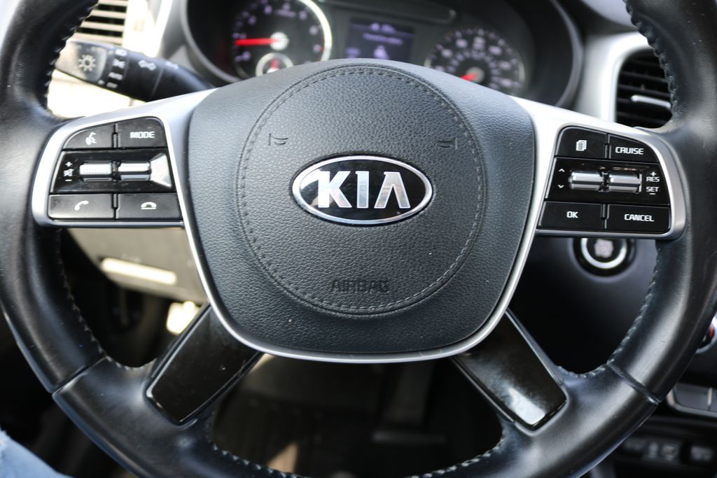 Used Car 2020 Kia Sorento  S For Sale Under $20,000 In Austin, Texas