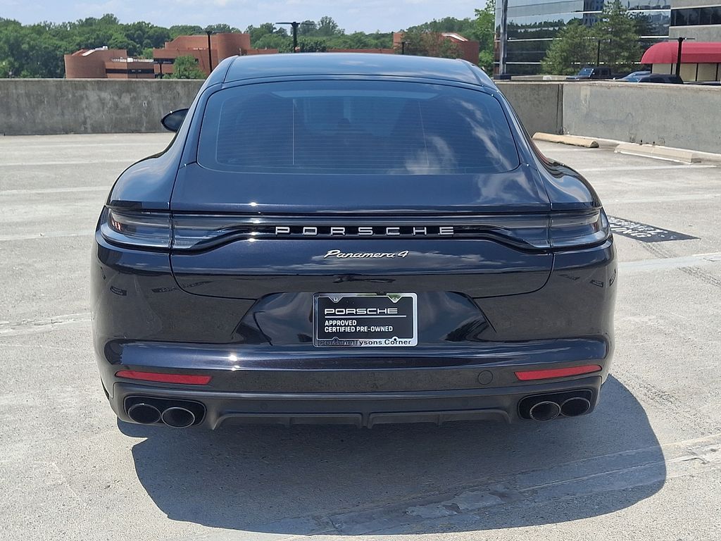 Thumbnail: 2023 Porsche Panamera - 9