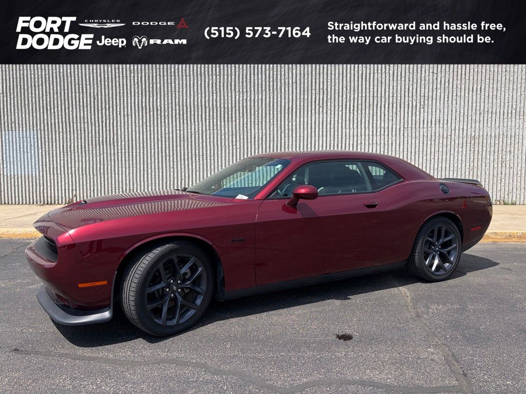 Octane Red Pearlcoat 2023 Dodge Challenger Coupe Rear-Wheel Drive 6-Speed Manual