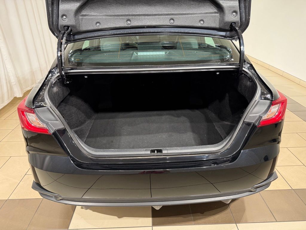 Thumbnail: 2026 Toyota Camry - 11