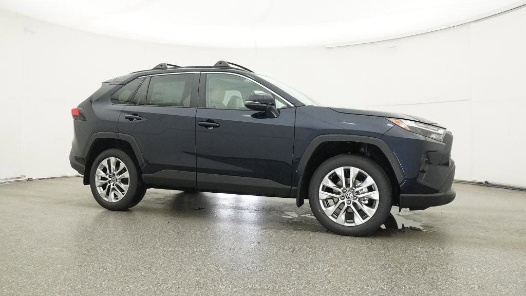 Thumbnail: 2025 Toyota RAV4 - 24