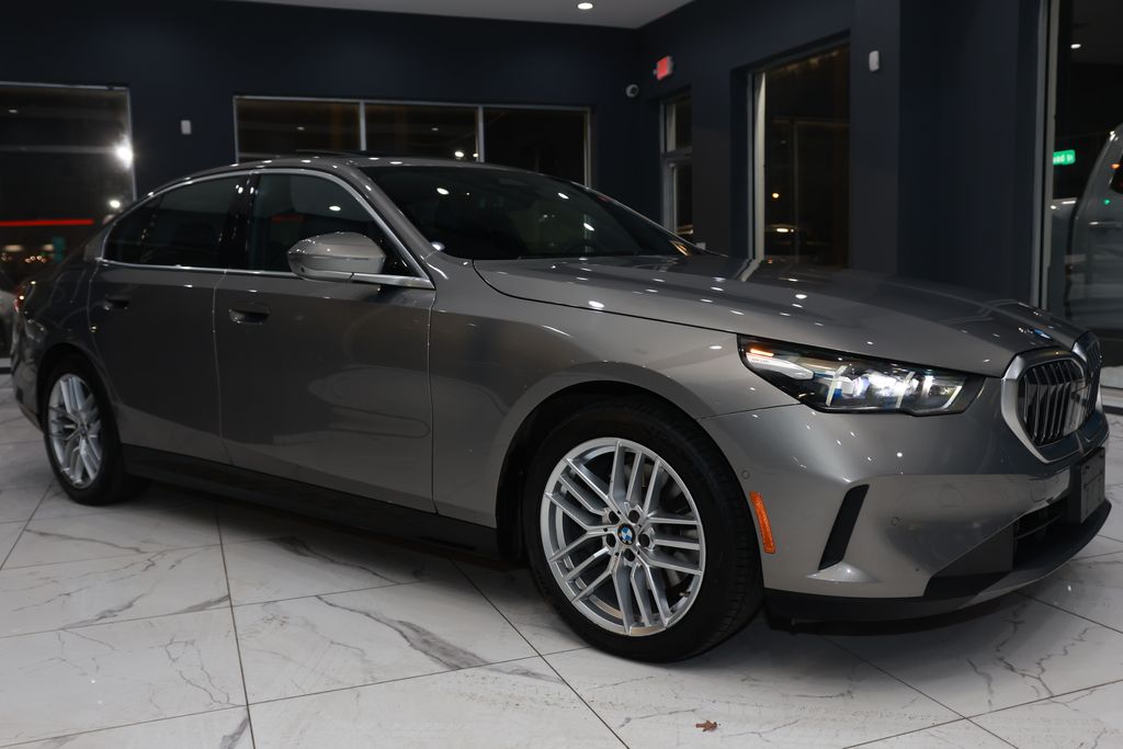 2024 BMW 5 Series 530i RWD