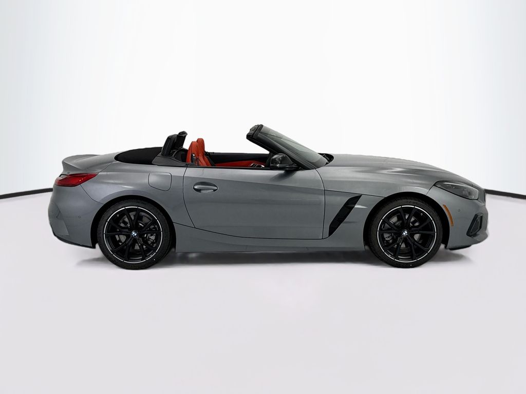 Thumbnail: 2026 BMW Z4 - 4