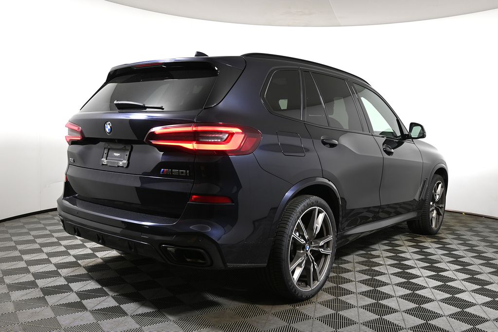 Thumbnail: 2021 BMW X5 - 11