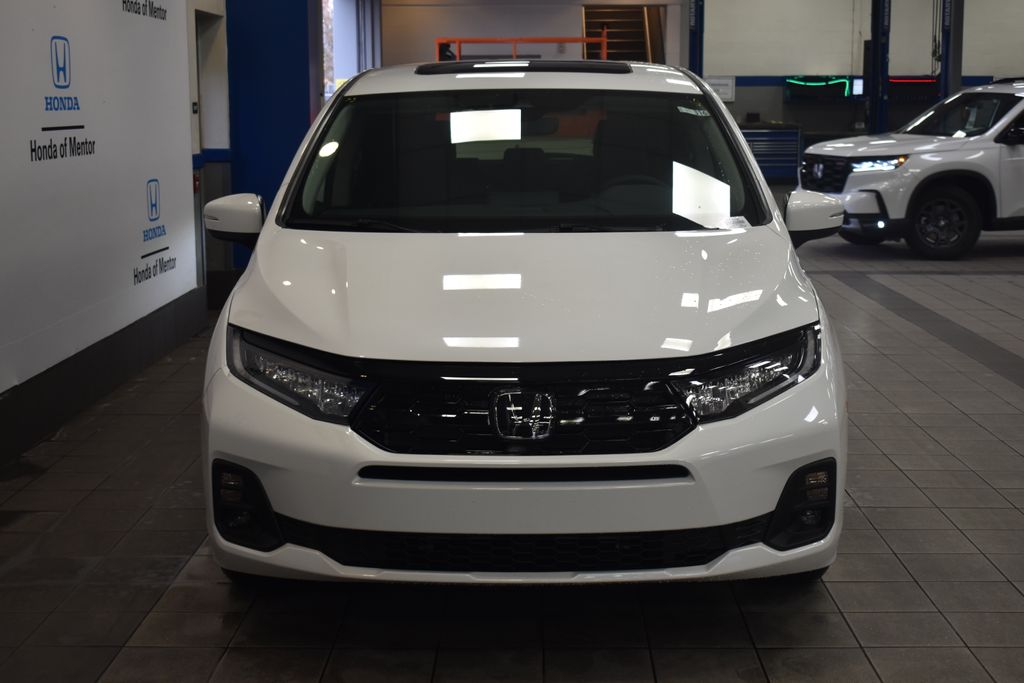 2025 Honda Odyssey Touring 2