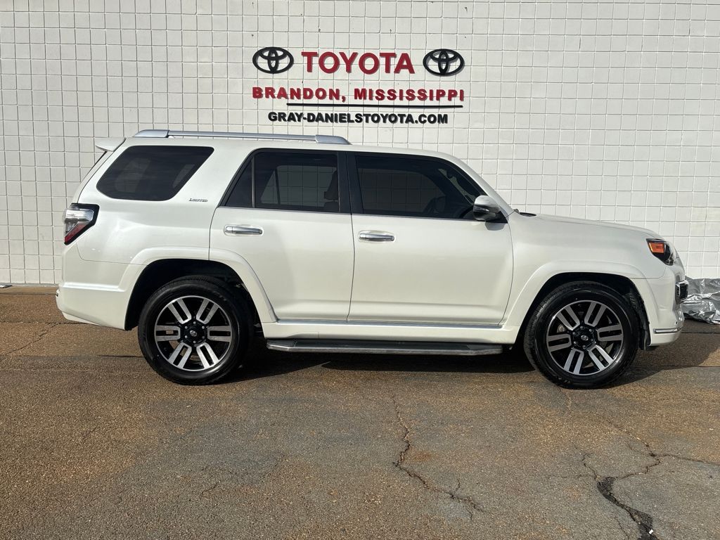 2014 Toyota 4Runner Limited's photo