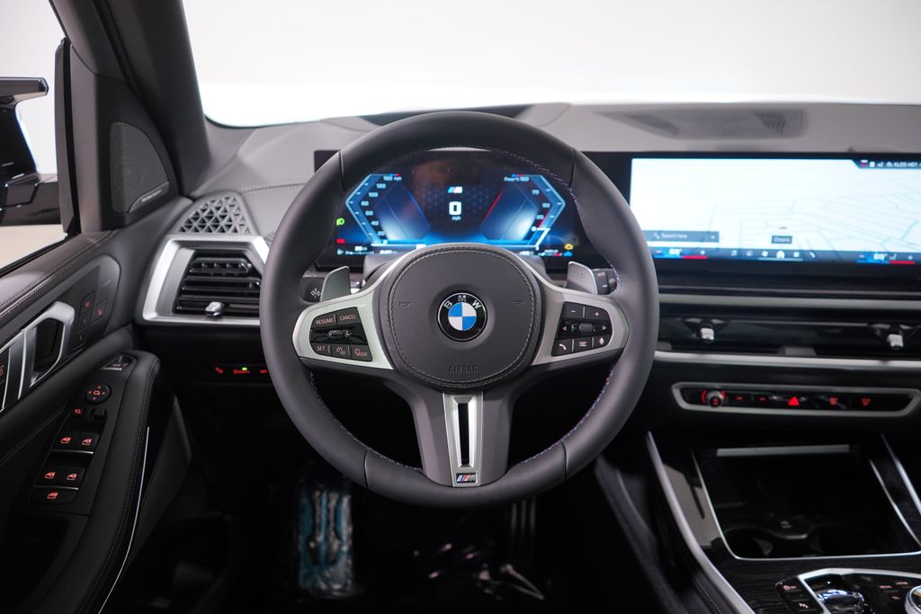 2025 BMW X5 M60i 11