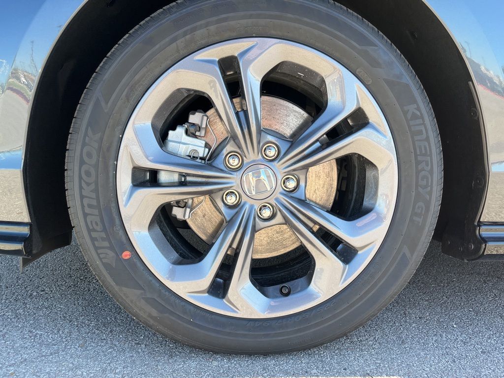 2025 Honda Accord EX-L 6