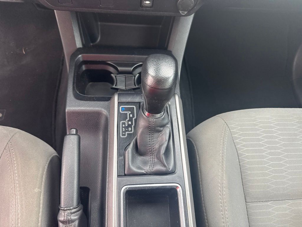2017 Toyota Tacoma SR5 V6