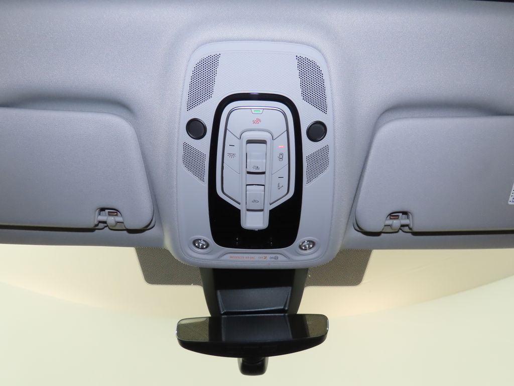 Thumbnail: 2026 Audi Q7 - 23